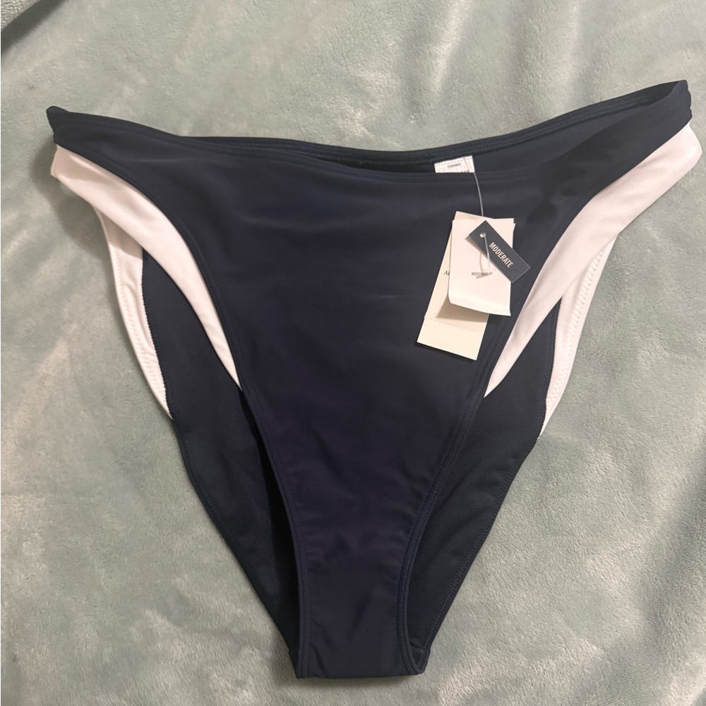 NWT Abercrombie & Fitch Navy and White Moderate Coverage Bikini Bottom